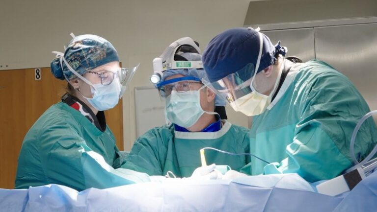 Aspirin as Effective as Blood Thinner Injections to Prevent Deadly Complications in Patients Hospitalized with Bone Fractures